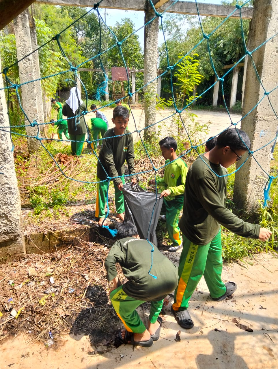 Operasi Semut