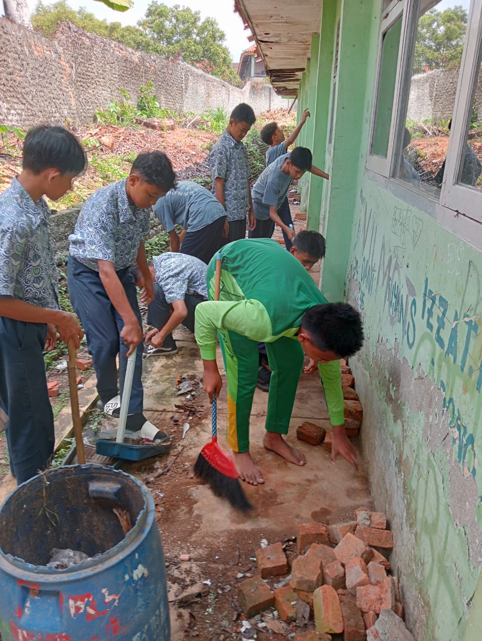 Operasi Semut